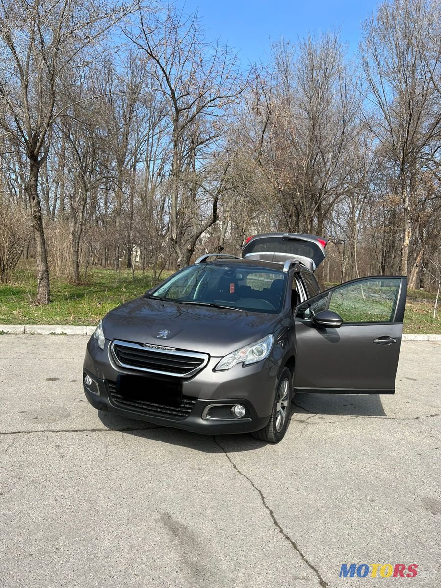 2014' Peugeot 2008 photo #5