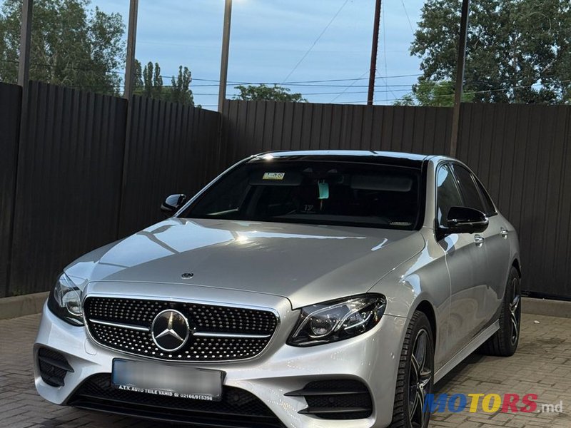 2019' Mercedes-Benz E-Class photo #2