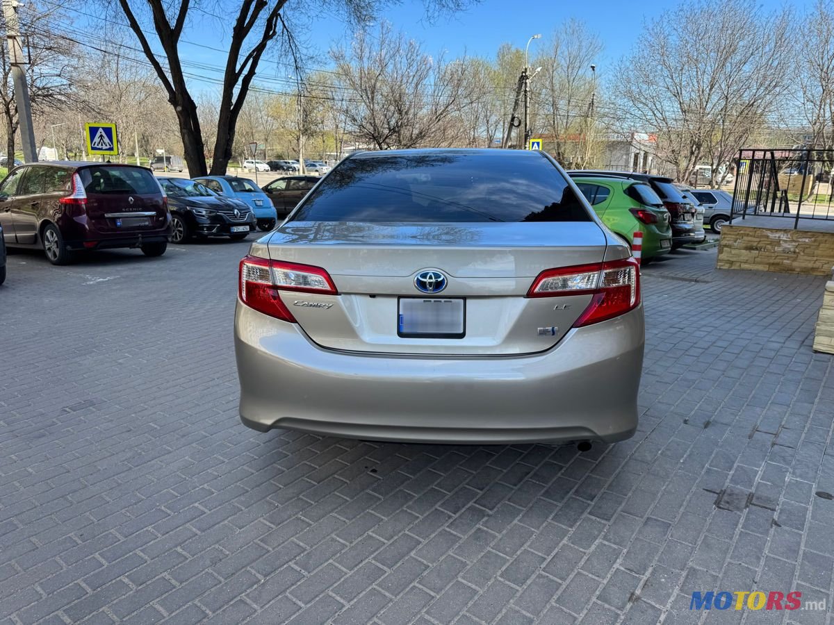 2014' Toyota Camry photo #5