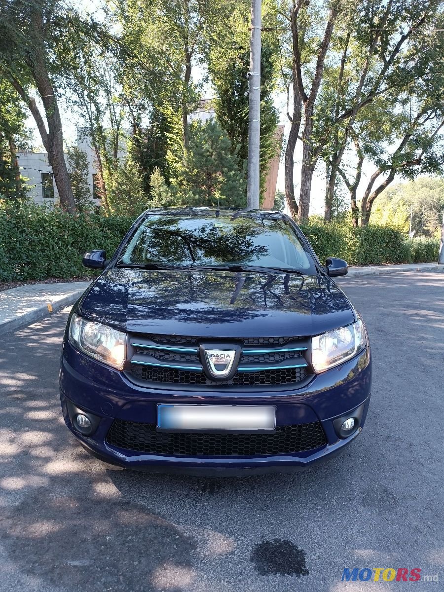 2014' Dacia Sandero photo #5