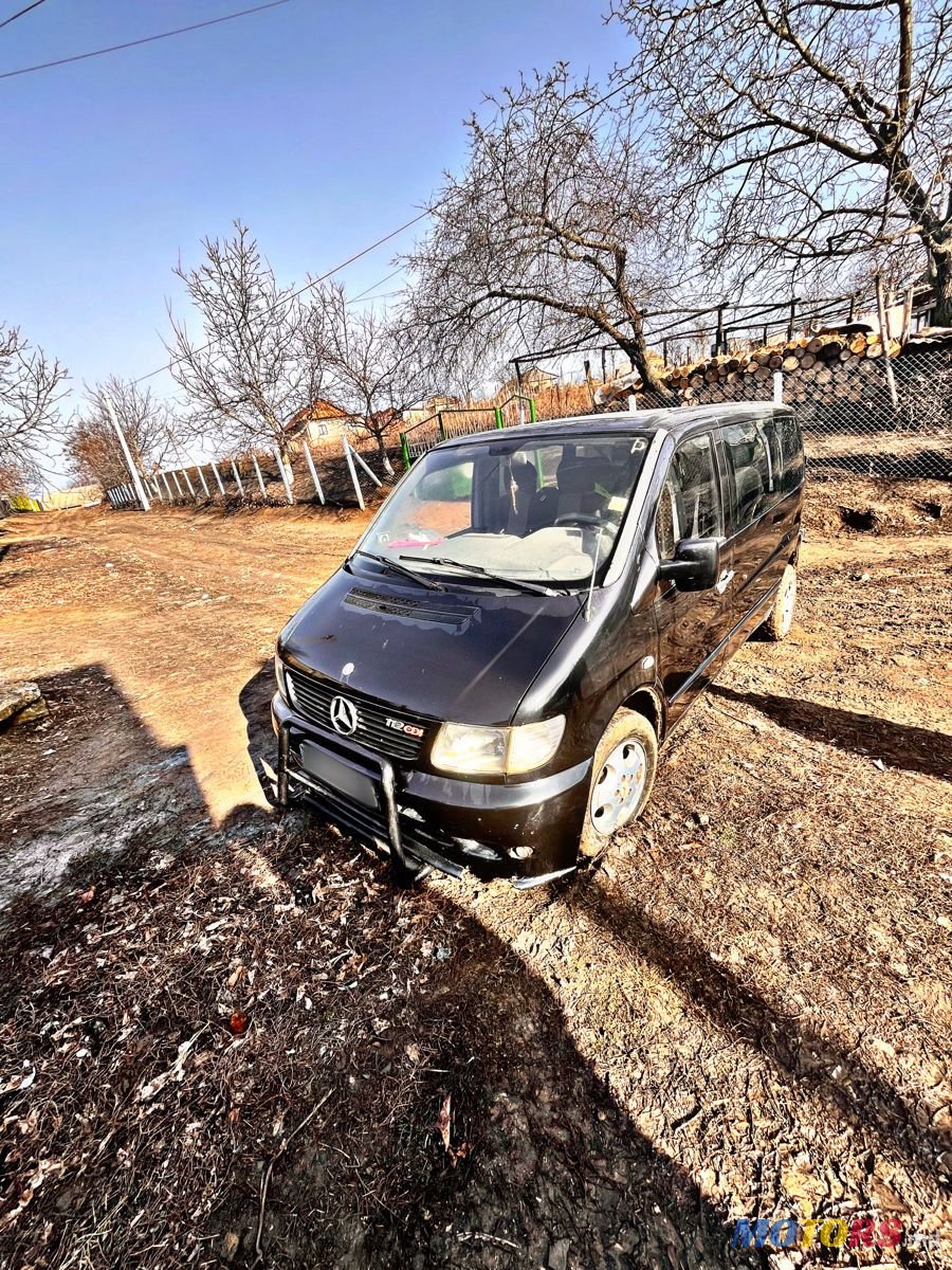 2001' Mercedes-Benz Vito photo #1