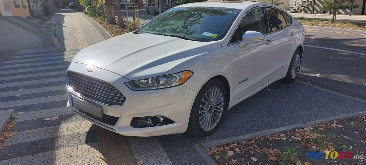 2014' Ford Fusion photo #2