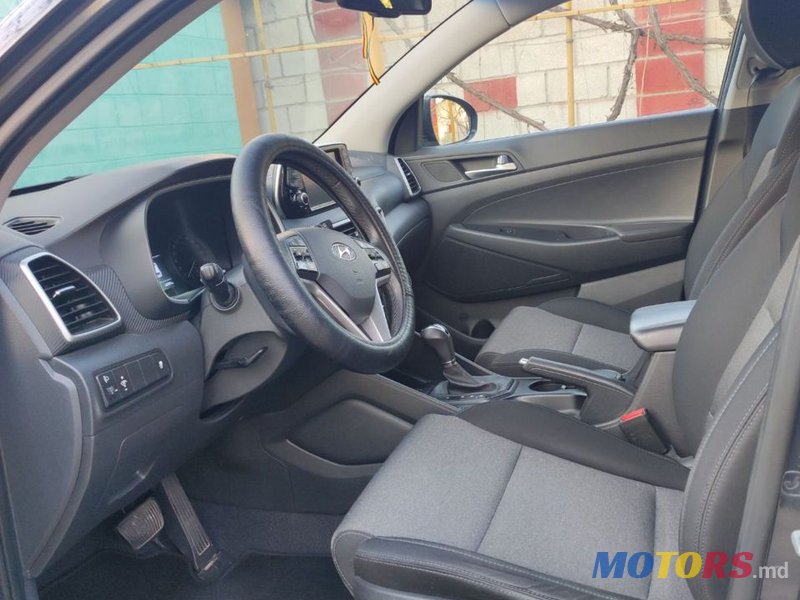 2020' Hyundai Tucson photo #3