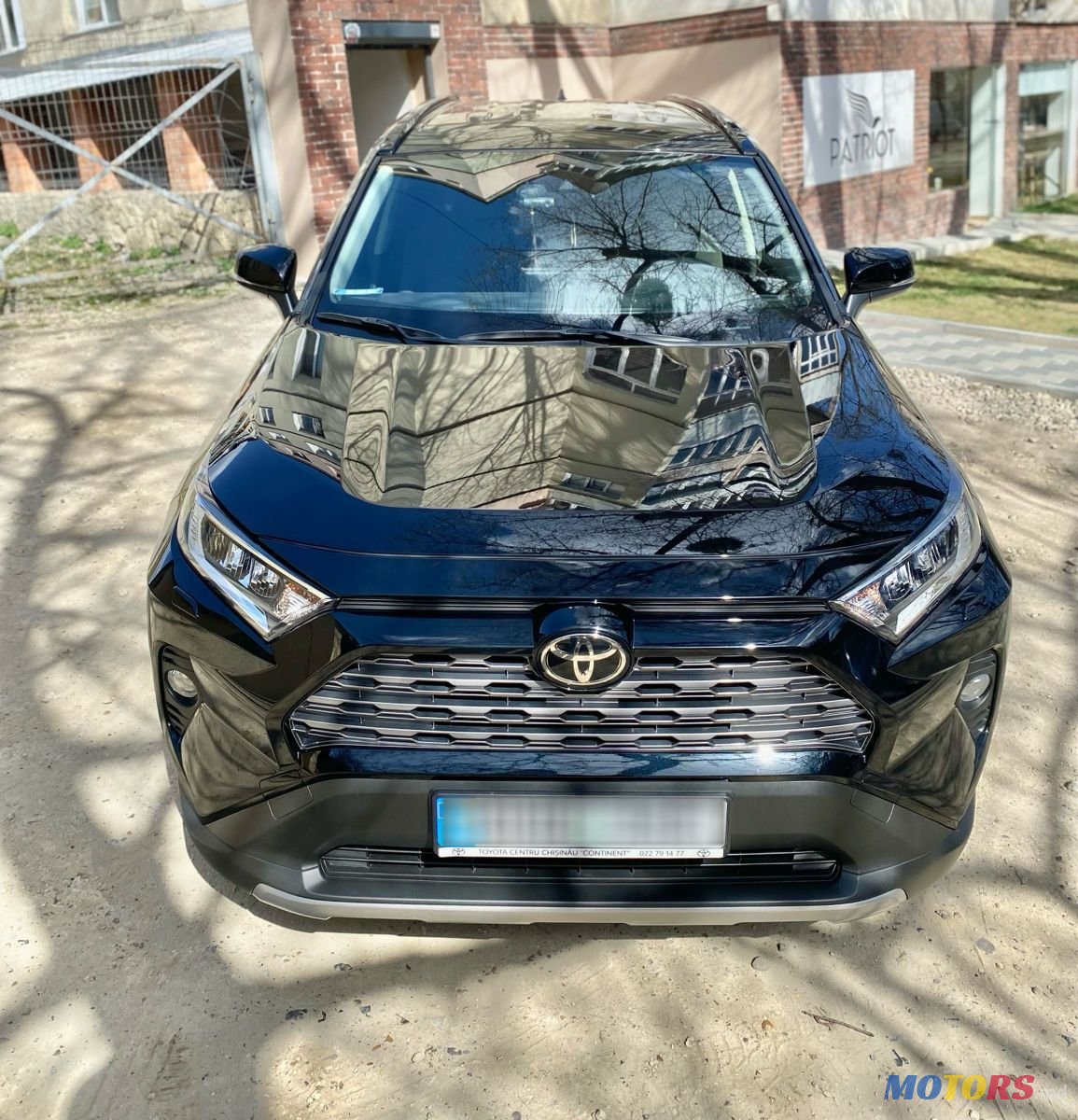 2021' Toyota RAV4 photo #5