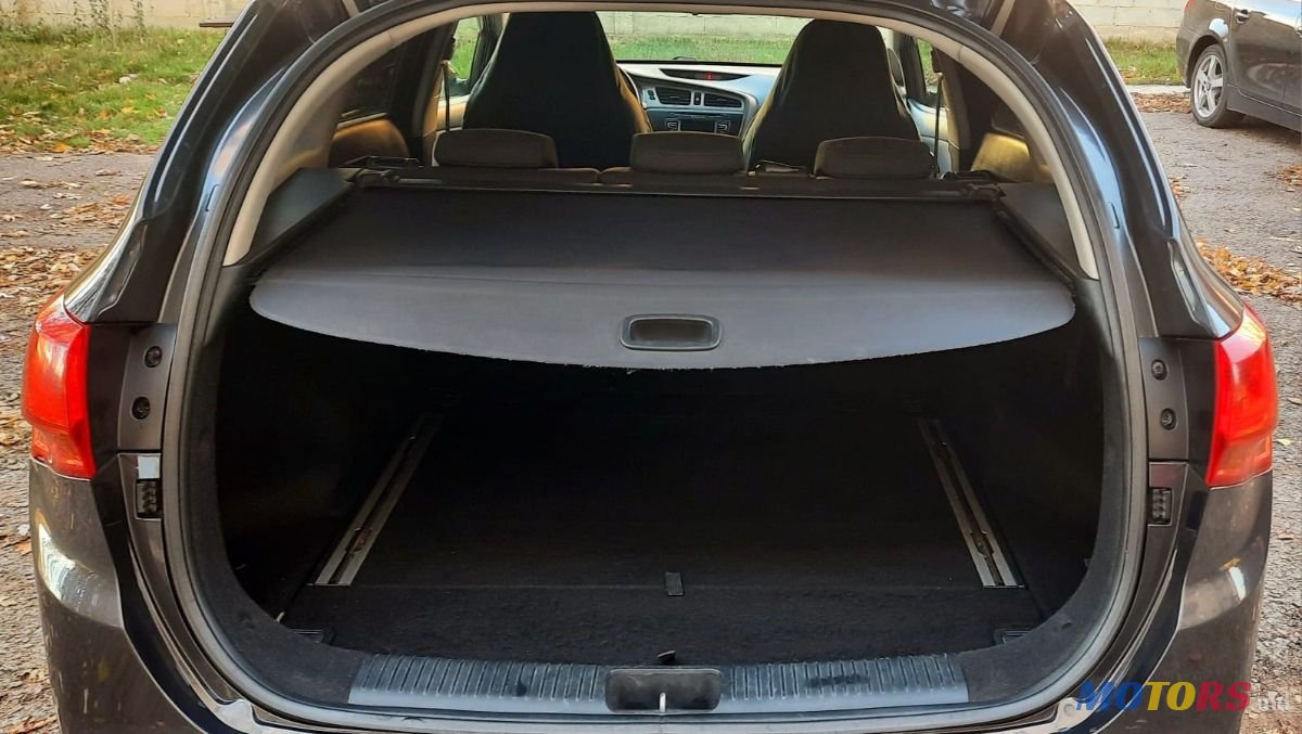 2012' Kia Ceed Sw photo #6