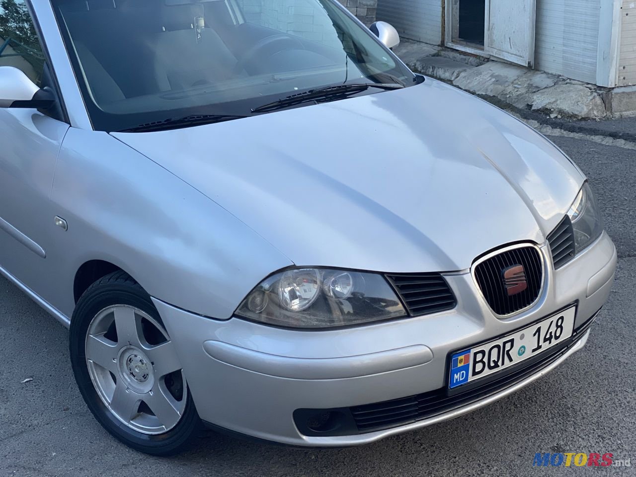 2003' SEAT Ibiza photo #5