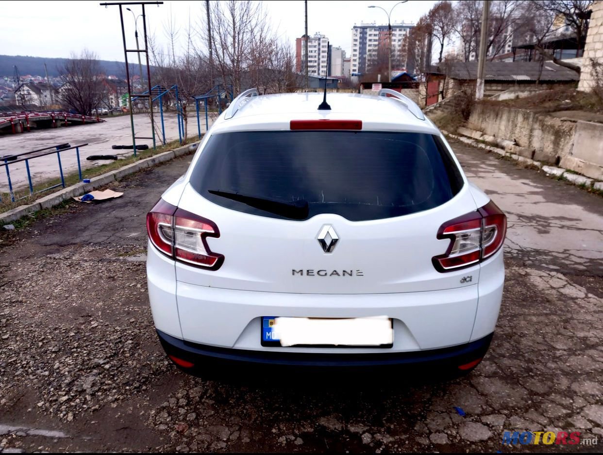 2013' Renault Megane photo #5