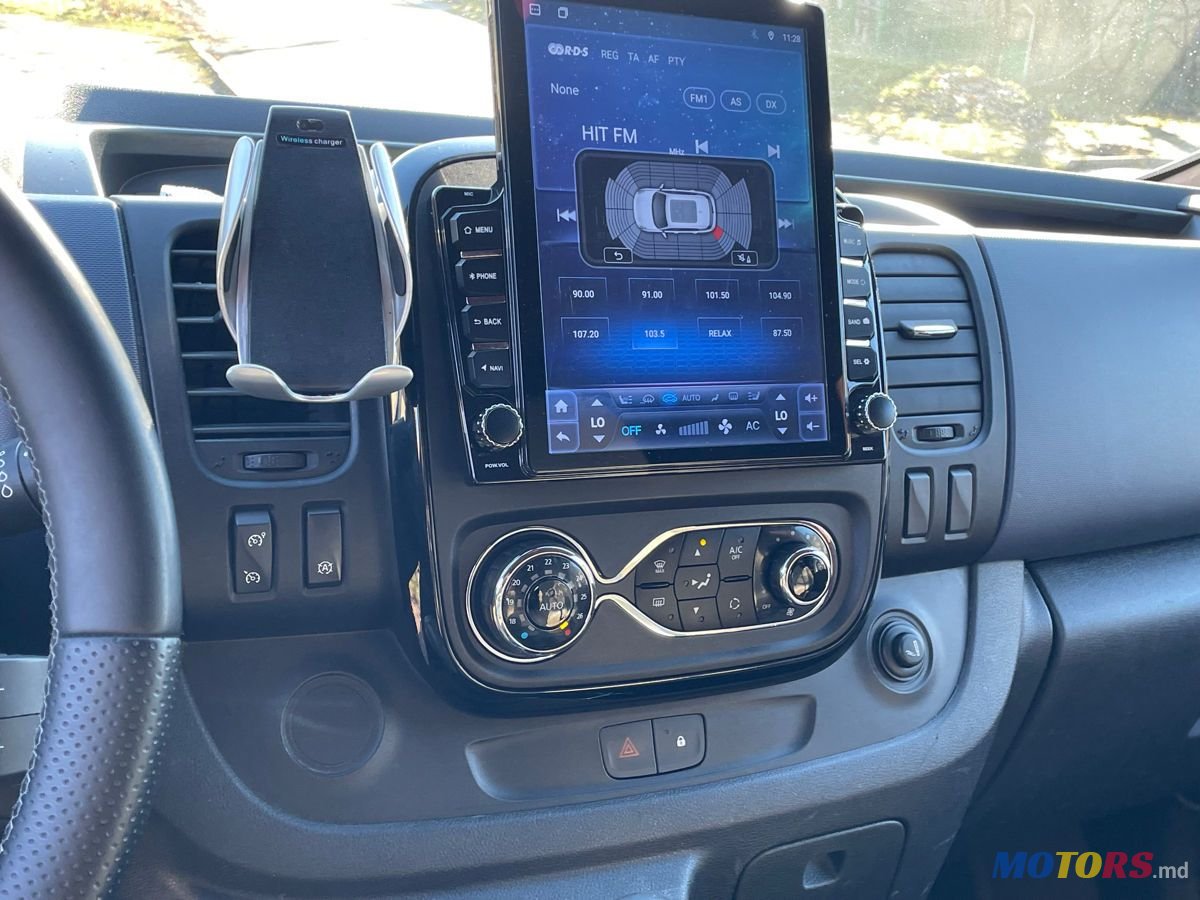 2016' Opel Vivaro photo #6