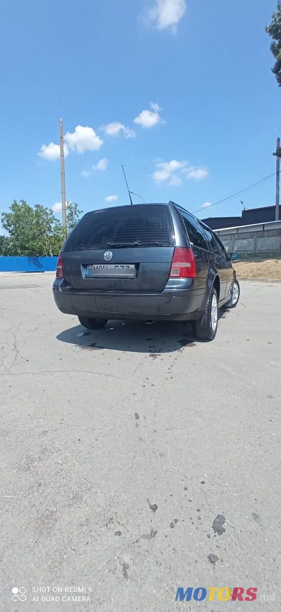 2003' Volkswagen Golf photo #3