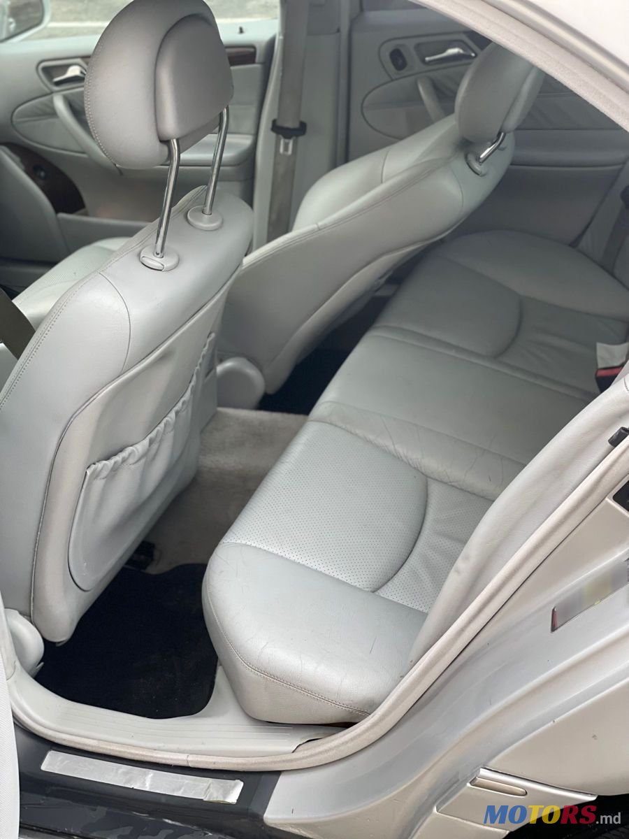 2003' Mercedes-Benz C Класс photo #6