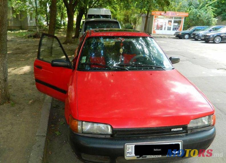 1991' Mazda 323 photo #1