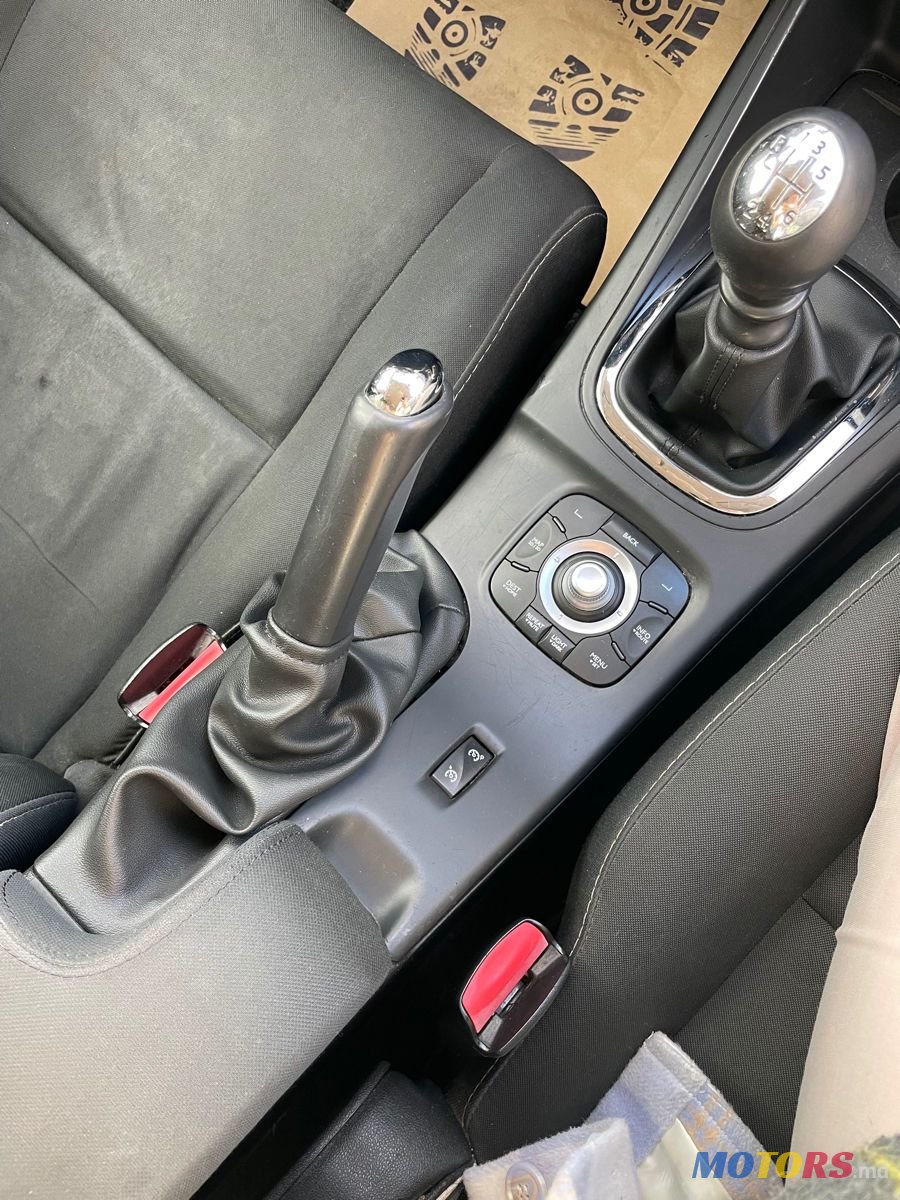 2013' Renault Megane photo #6