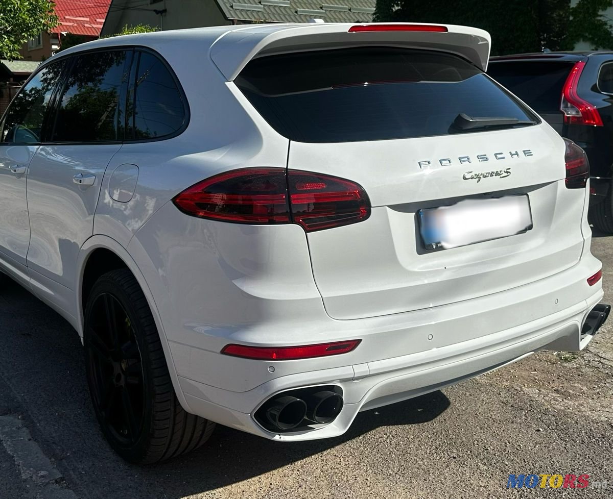 2014' Porsche Cayenne photo #4