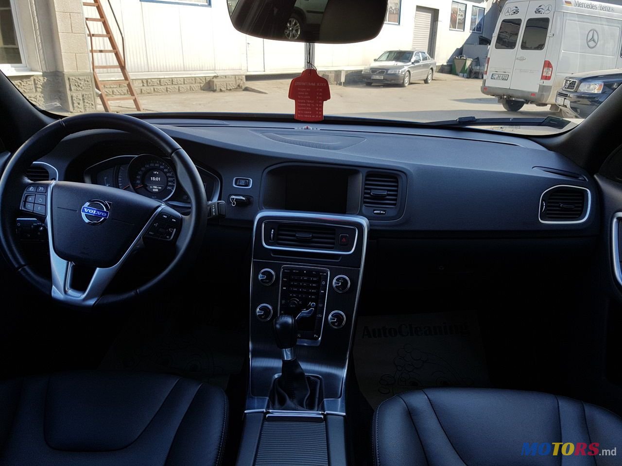2015' Volvo S60 photo #5