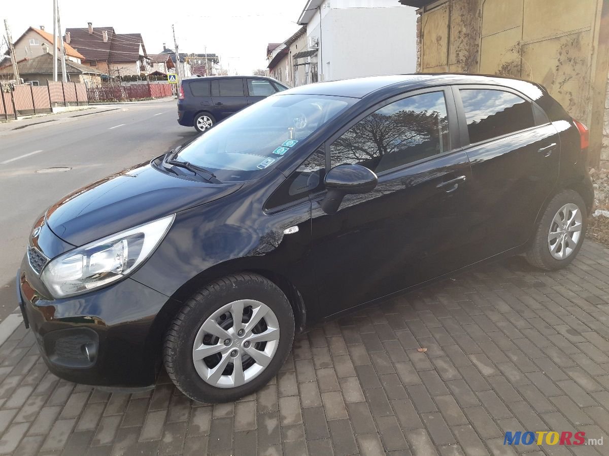 2014' Kia Rio photo #4