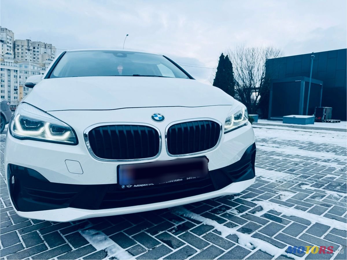 2021' BMW 2 Series Active Tourer photo #3