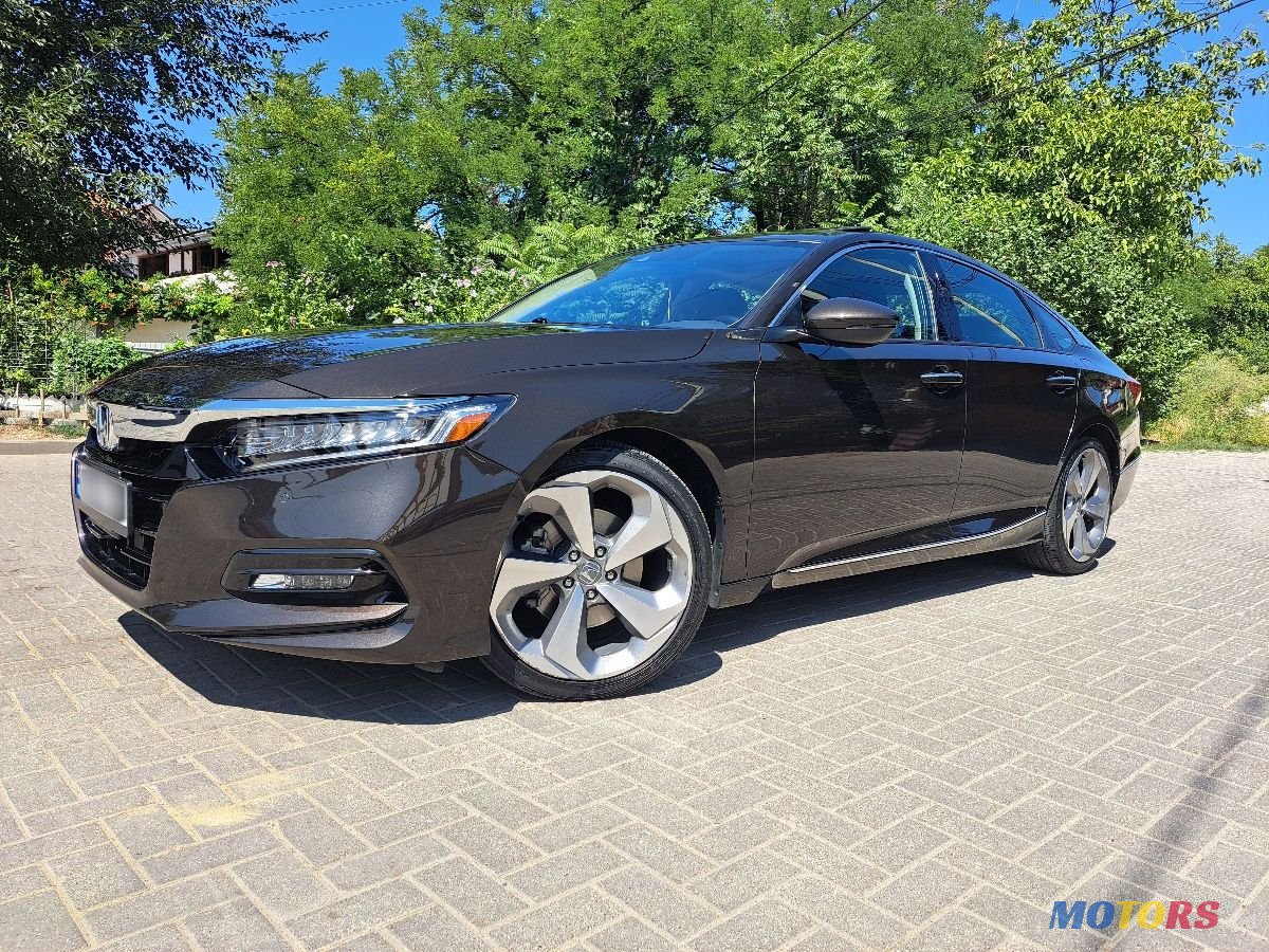 2018' Honda Accord photo #1