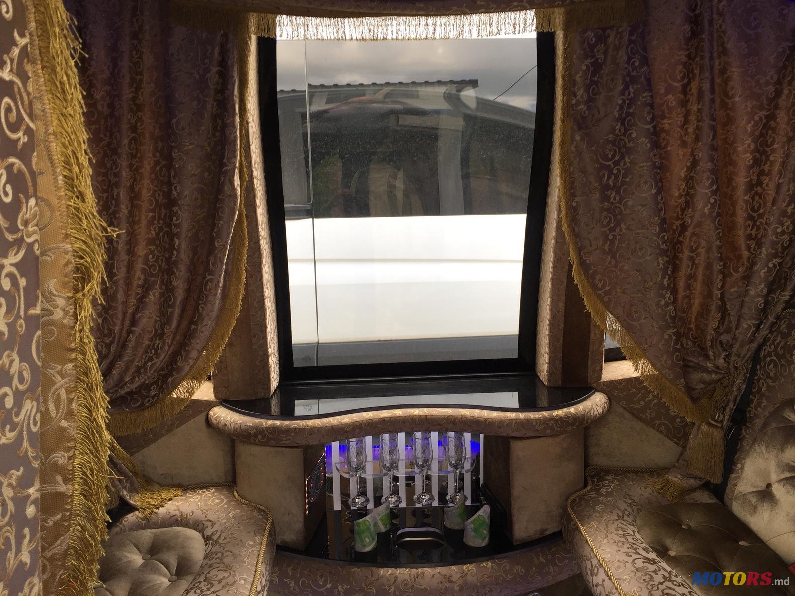 2007' Chrysler PT Cruiser Лимузин-Карета photo #4