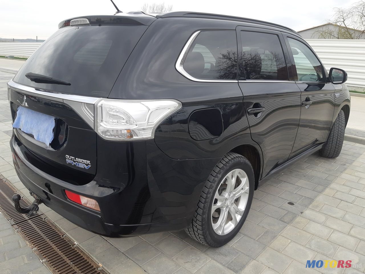 2013' Mitsubishi Outlander photo #2