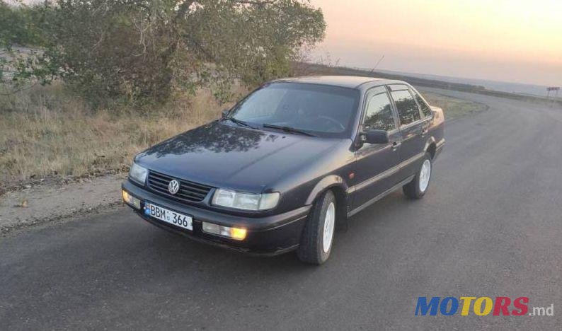 1997' Volkswagen Passat photo #1