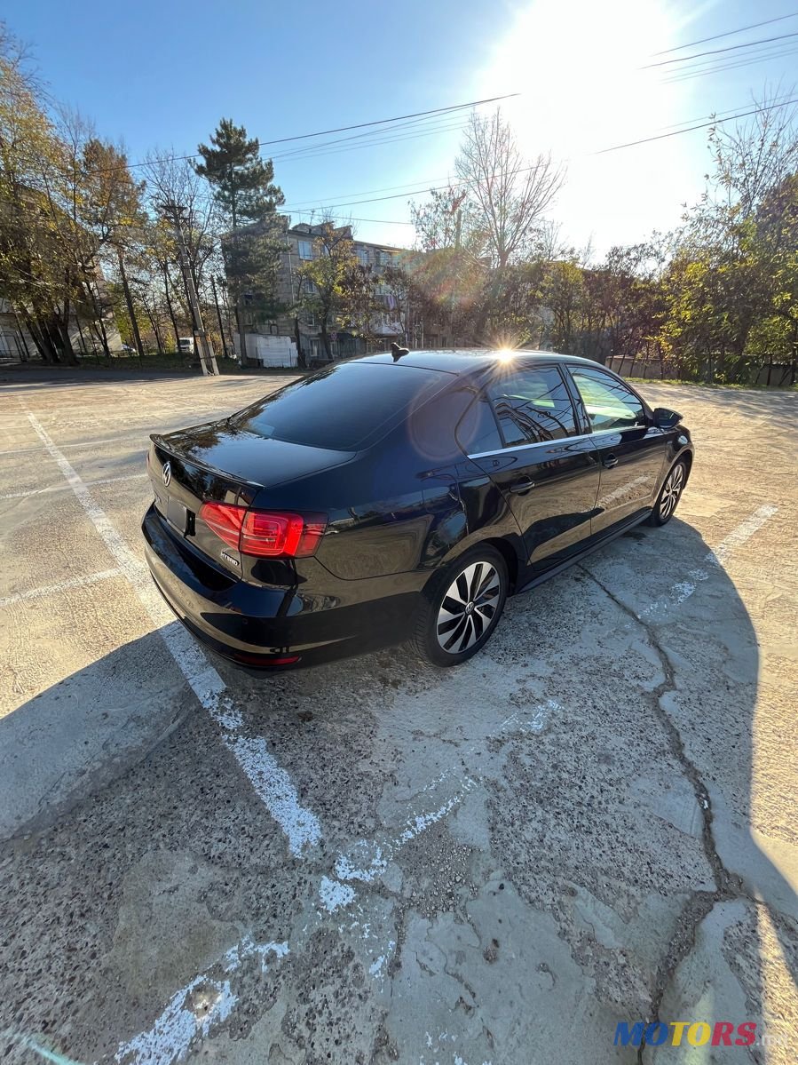 2016' Volkswagen Jetta photo #4