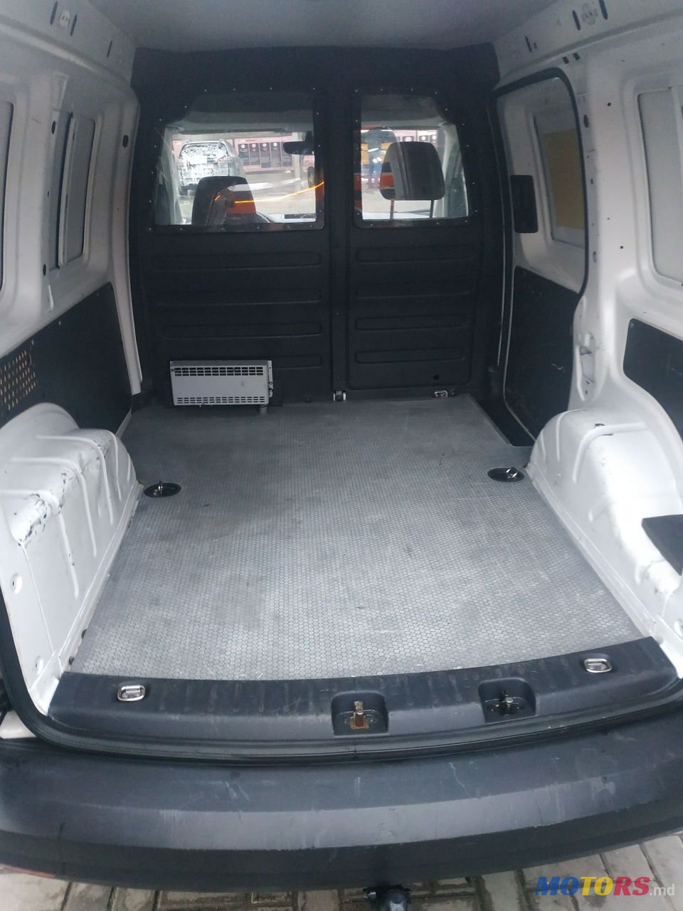 2016' Volkswagen Caddy photo #6