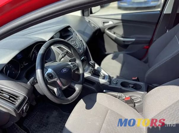 2013' Ford Focus photo #6