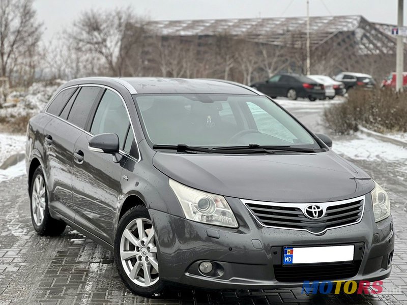 2009' Toyota Avensis photo #1