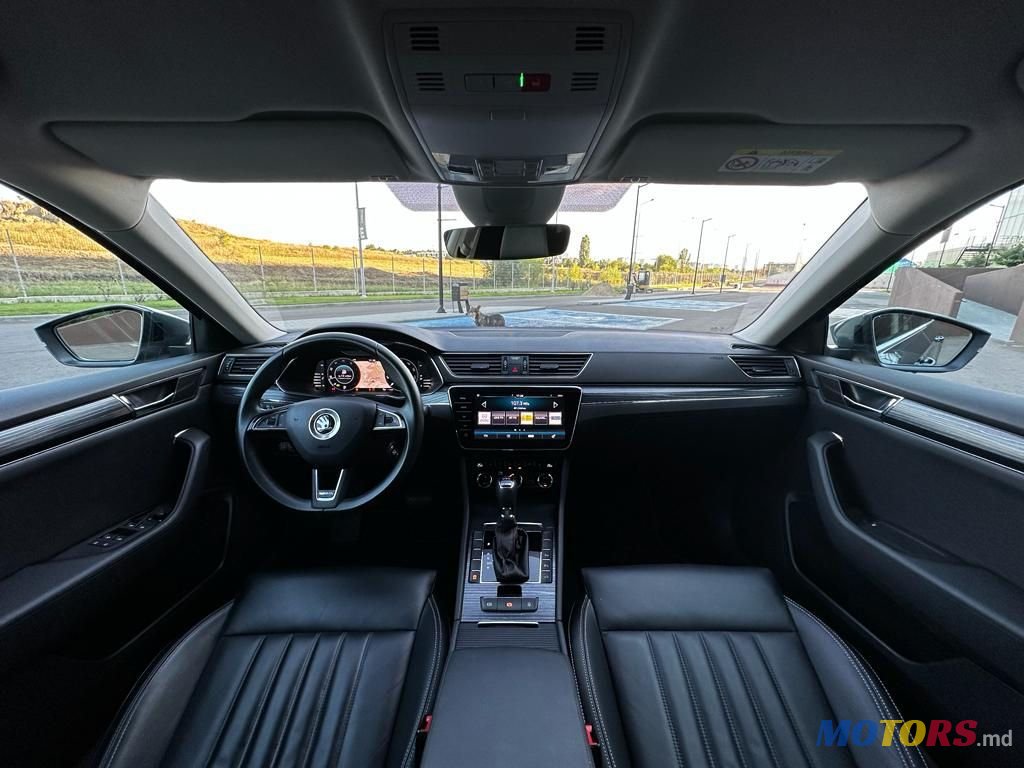 2021' Skoda Superb photo #4