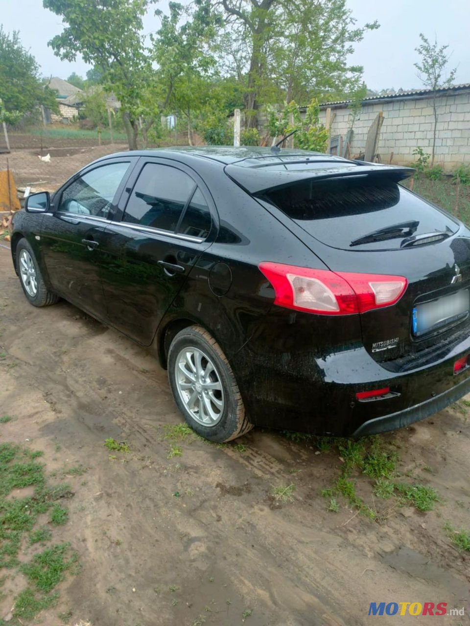 2010' Mitsubishi Lancer photo #1