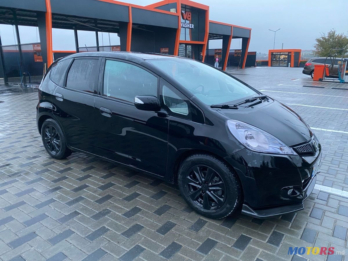 2012' Honda Jazz photo #2