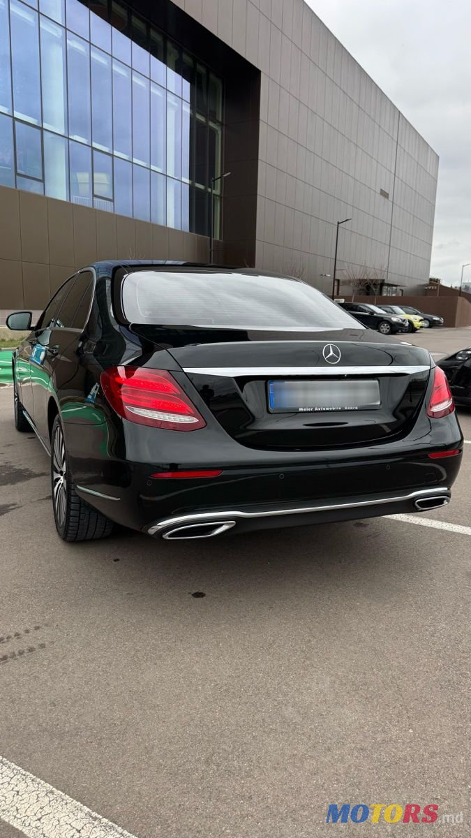 2018' Mercedes-Benz E-Class photo #4