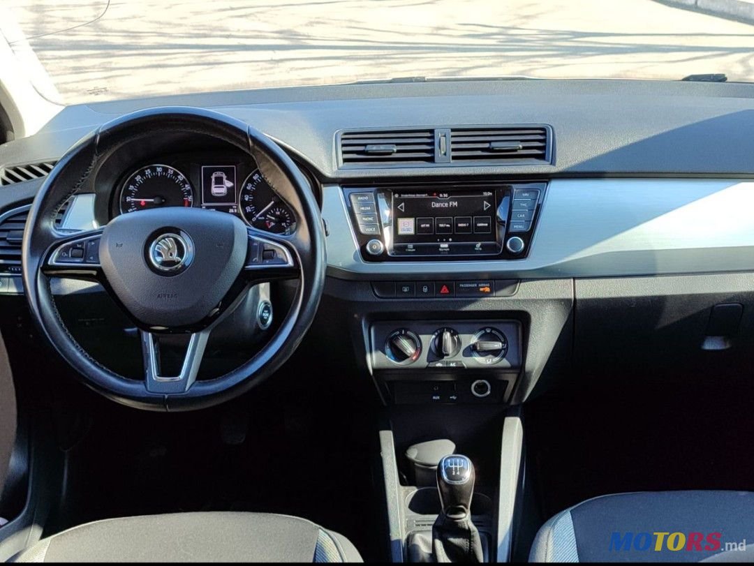 2017' Skoda Fabia photo #6