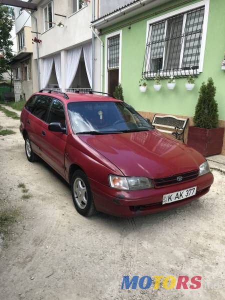 1995' Toyota Carina photo #1