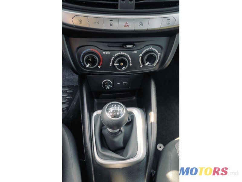 2020' Fiat Tipo photo #6