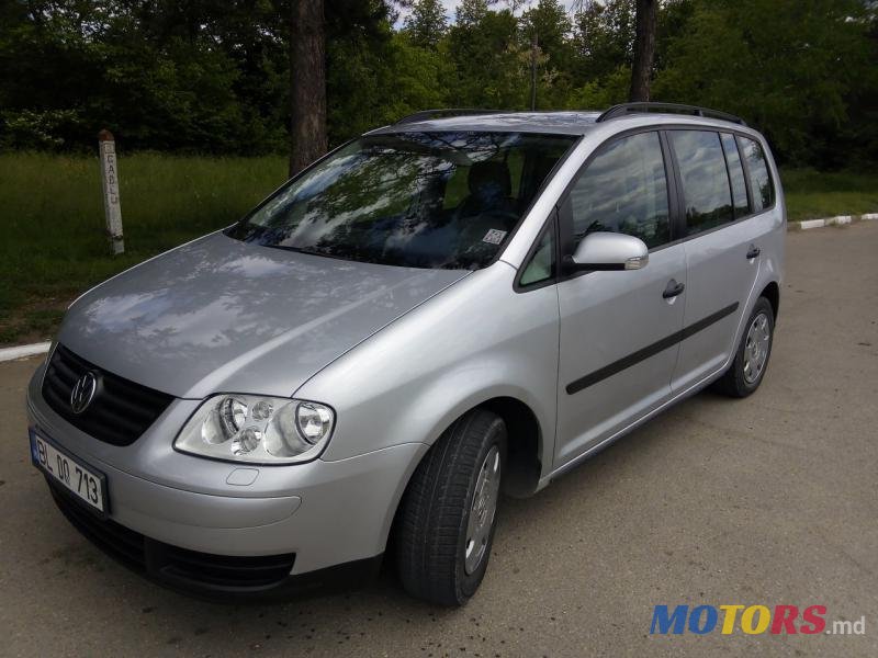 2003' Volkswagen Touran photo #5