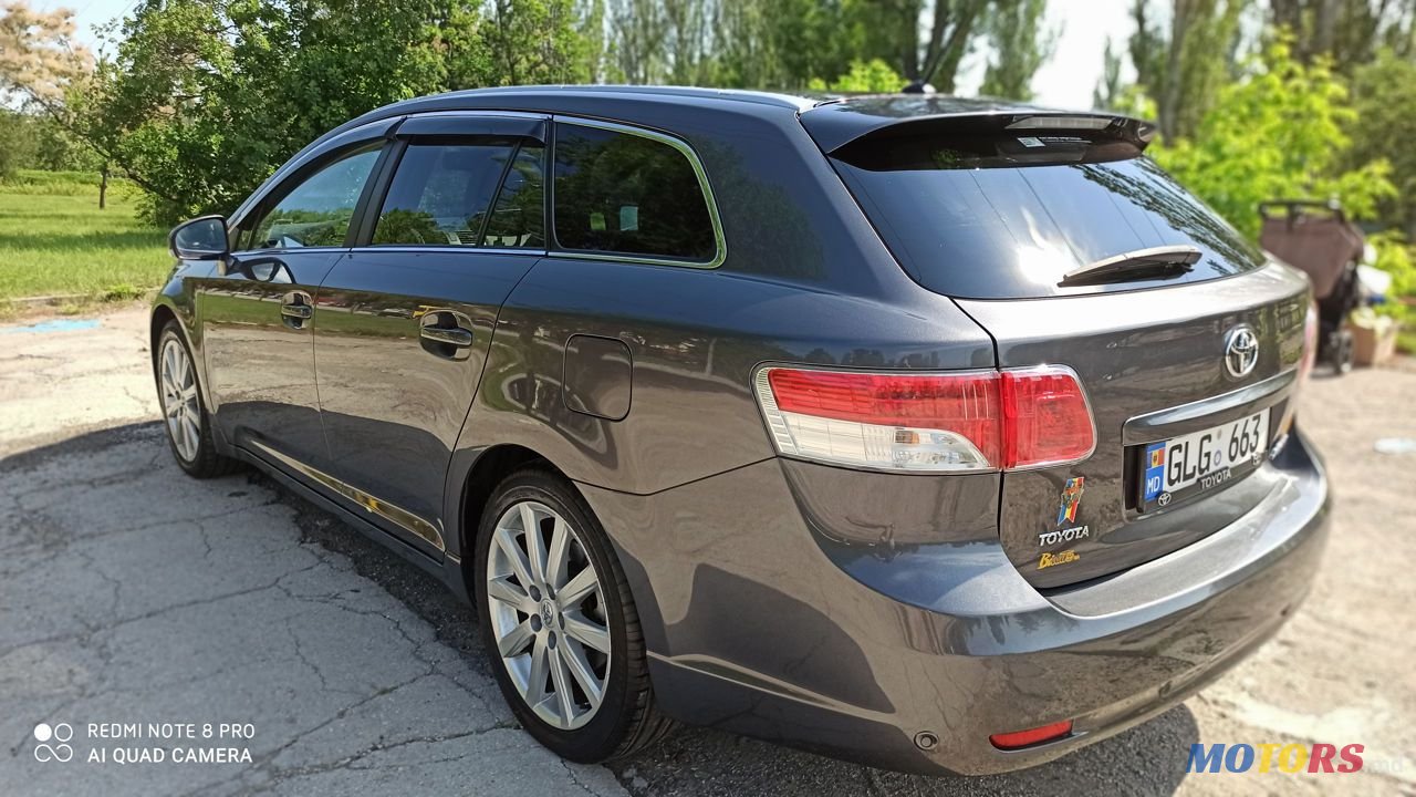 2010' Toyota Avensis photo #4