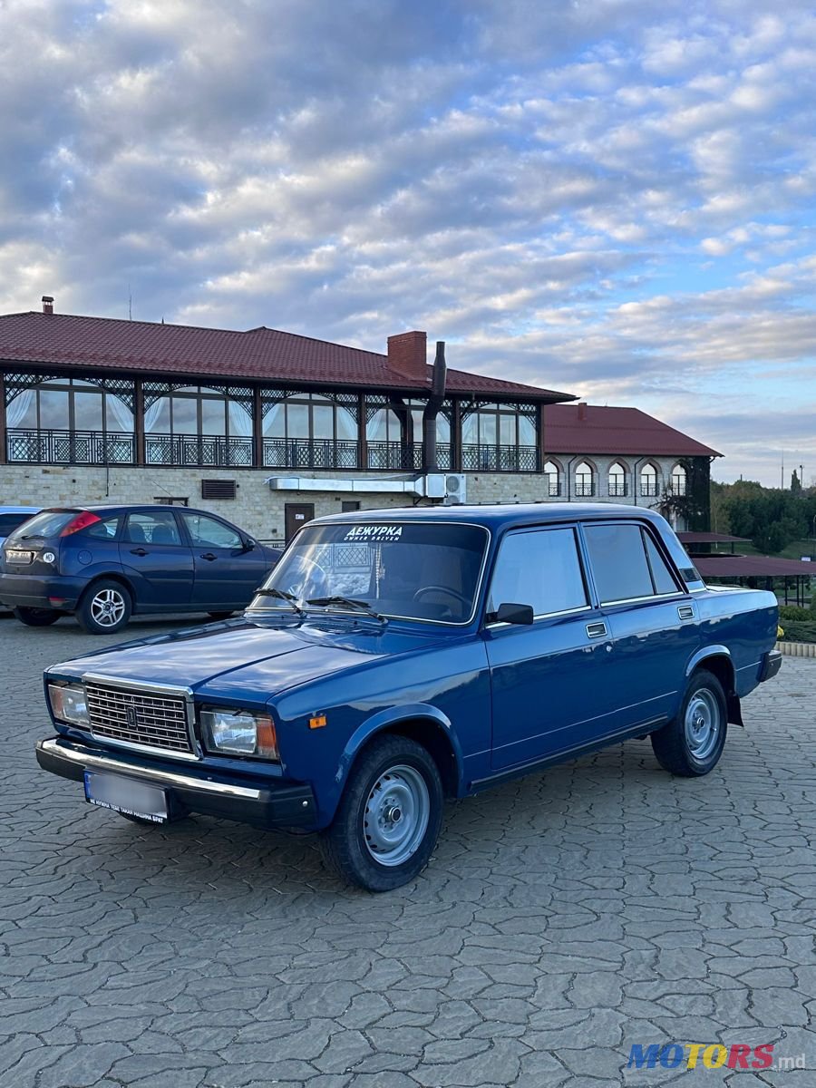 2002' ВАЗ 2107 Lada photo #1