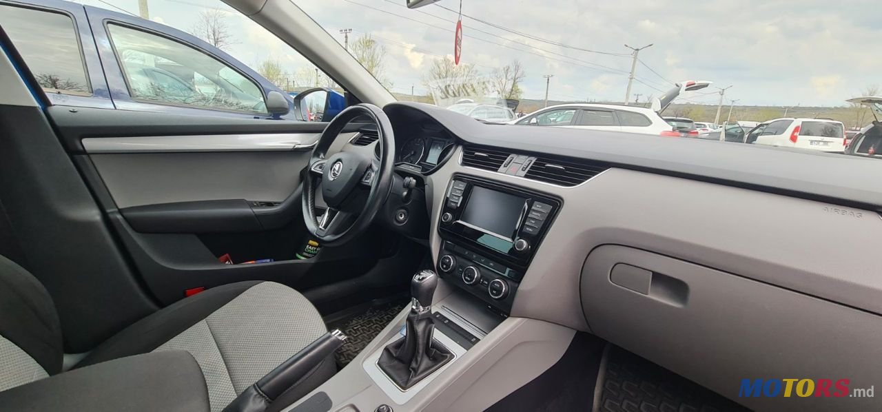 2016' Skoda Octavia photo #3