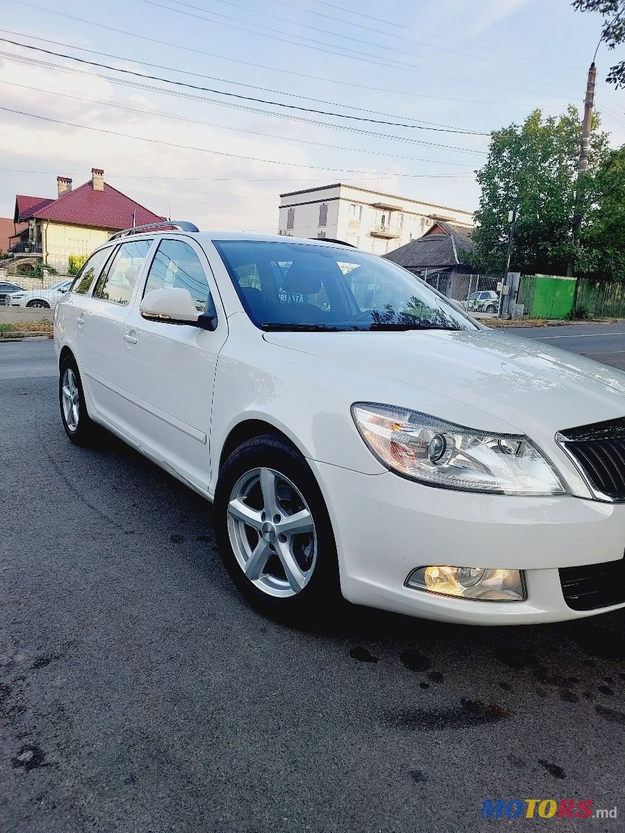 2013' Skoda Octavia photo #3