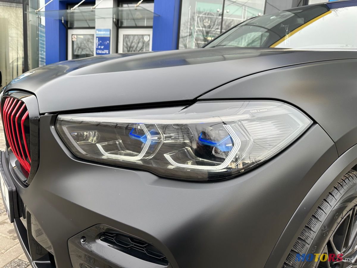 2022' BMW X5 photo #3