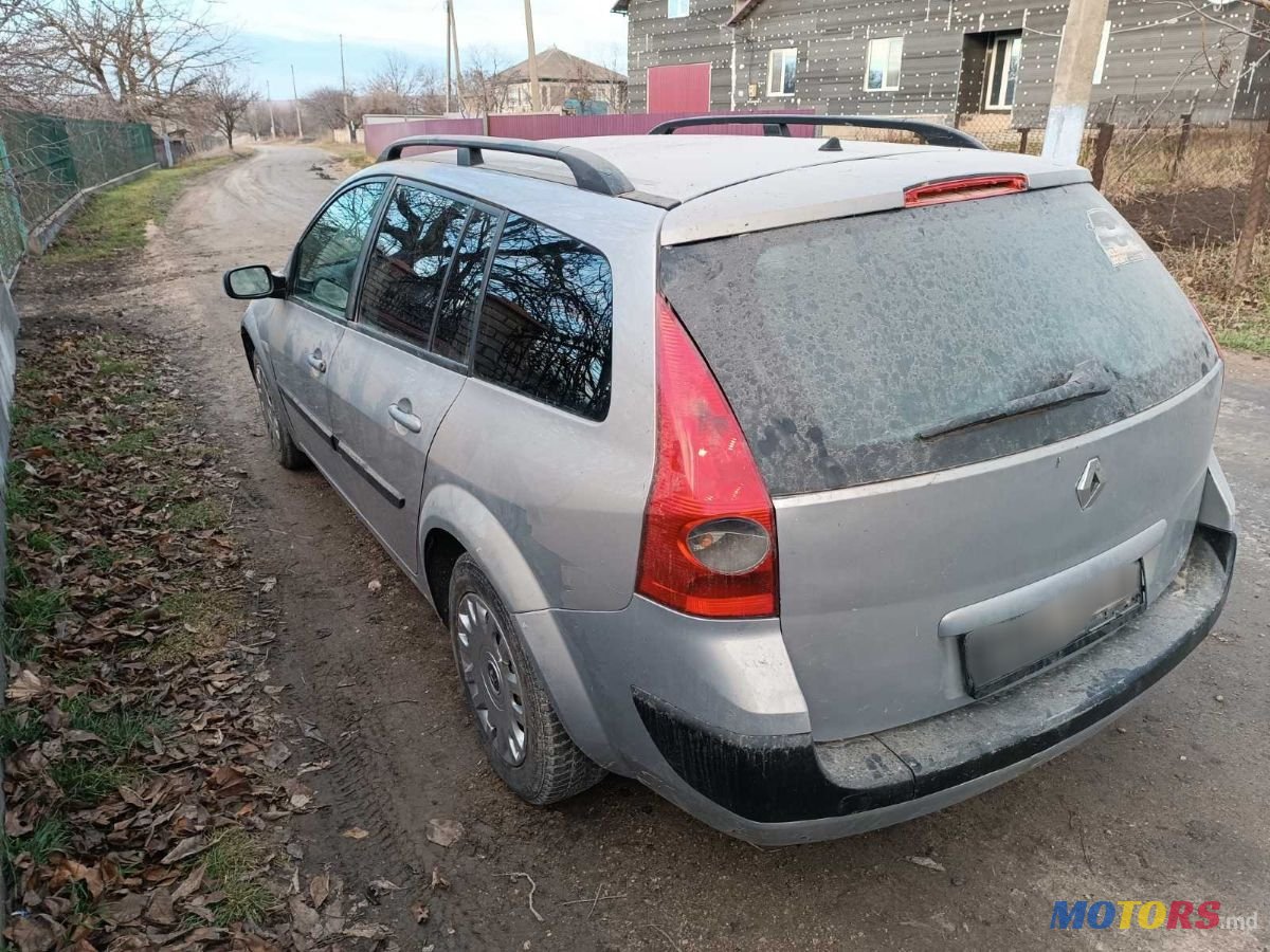 2004' Renault Megane photo #5