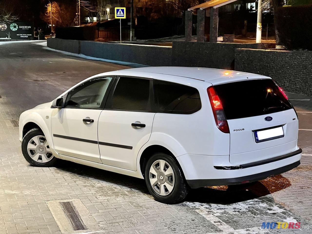 2005' Ford Focus photo #3