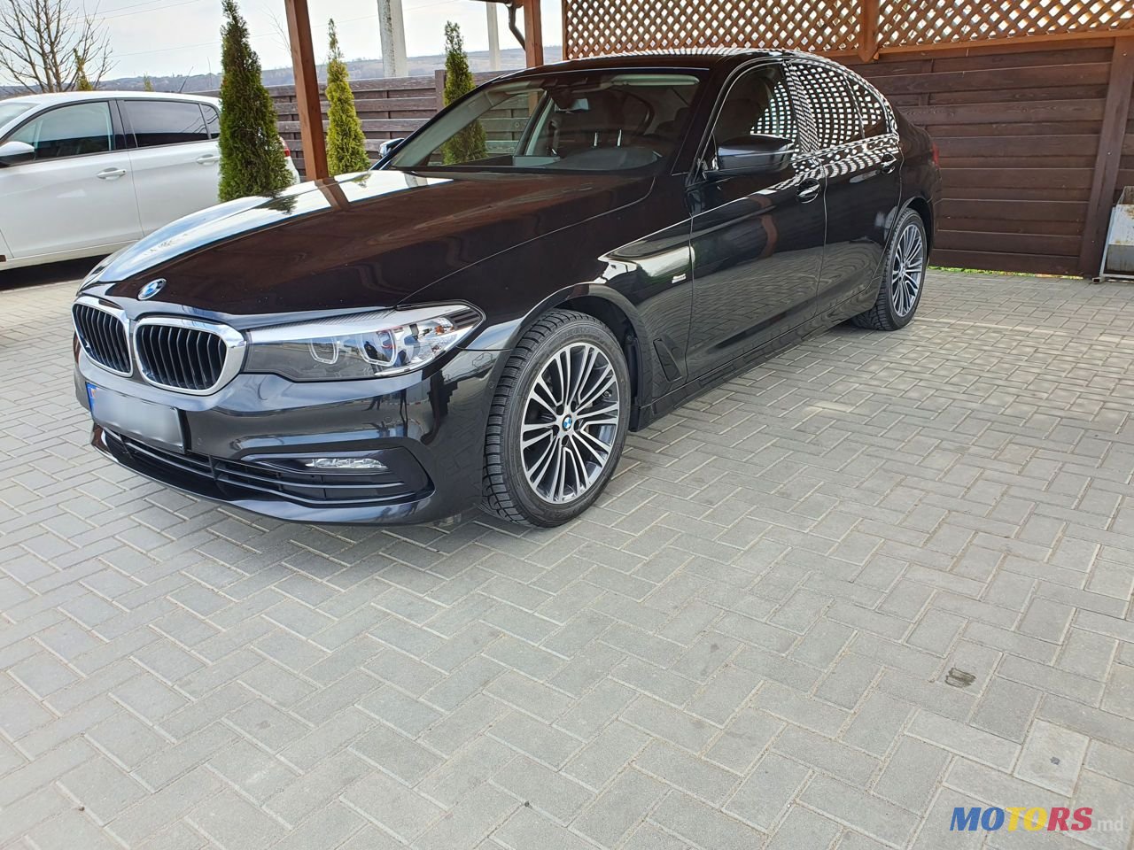 2017' BMW 5 Series photo #3
