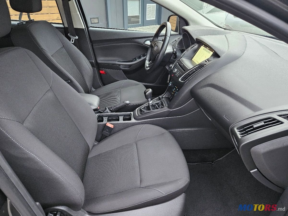 2018' Ford Focus photo #4