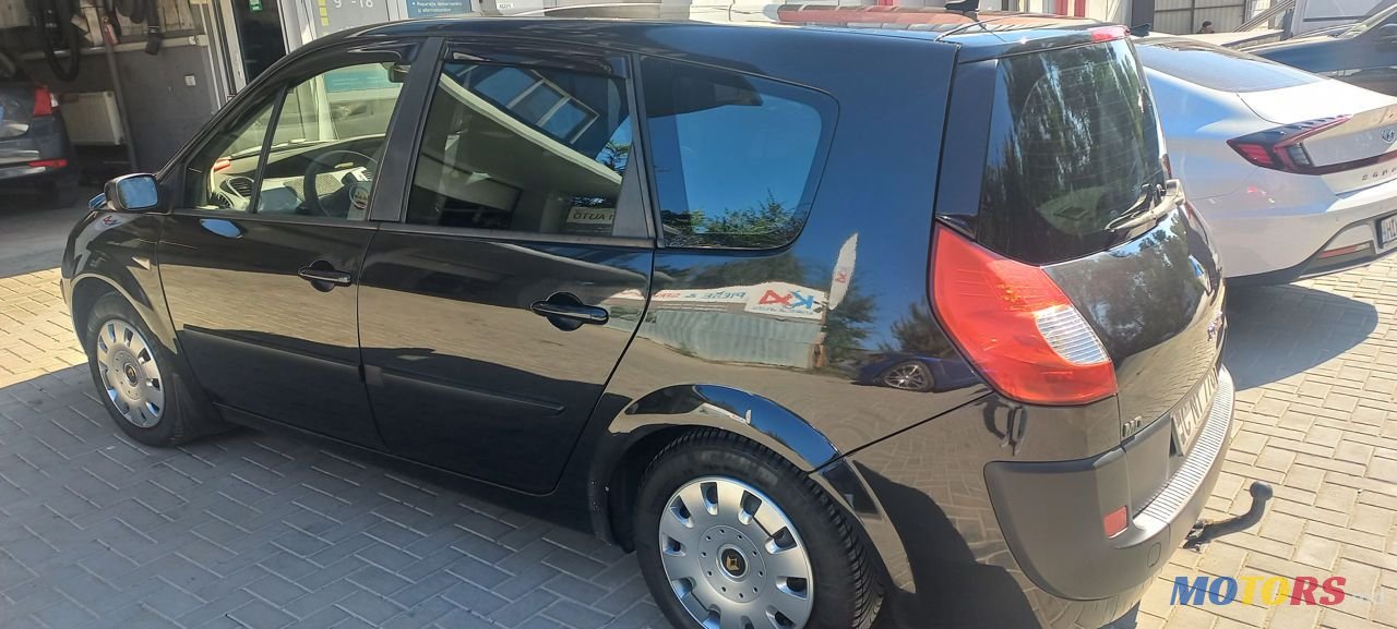 2007' Renault Grand Scenic photo #5