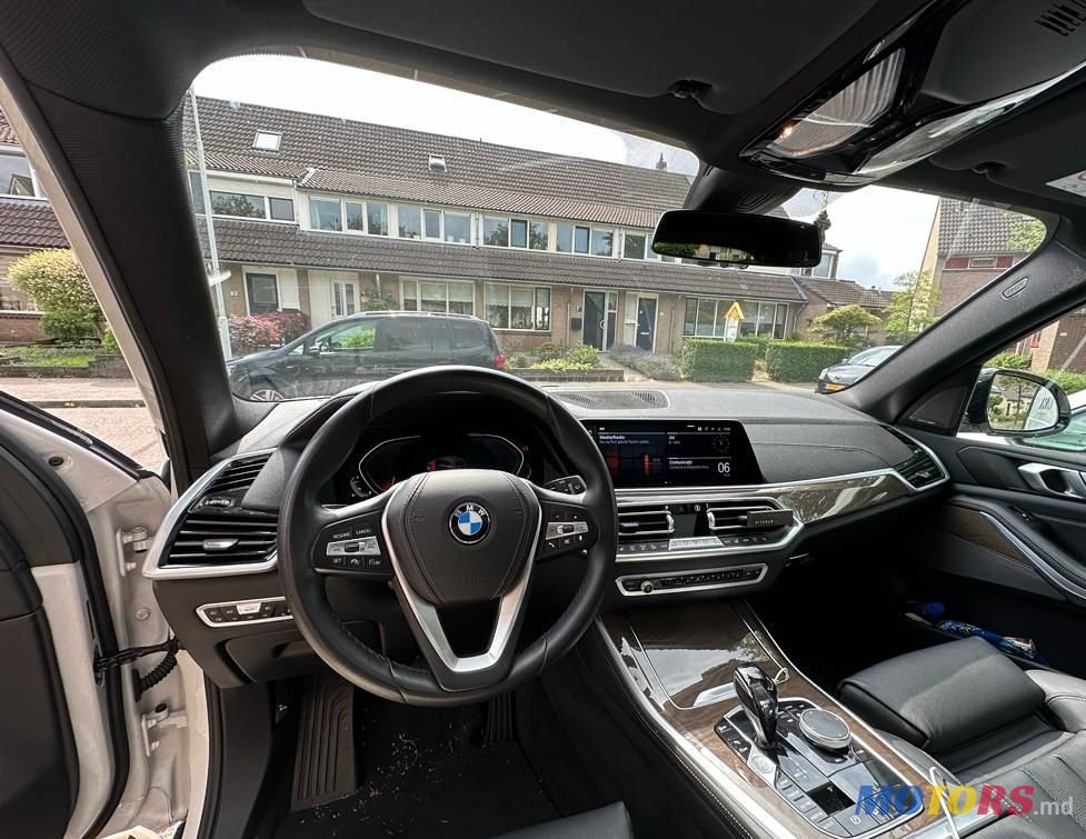 2019' BMW X5 photo #6