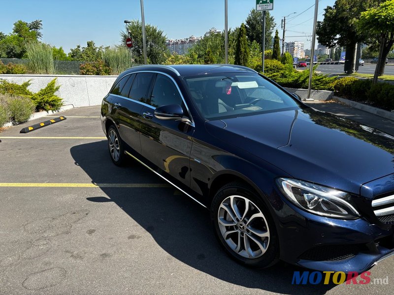 2016' Mercedes-Benz C-Class photo #5