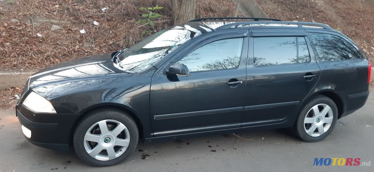 2005' Skoda Octavia photo #1