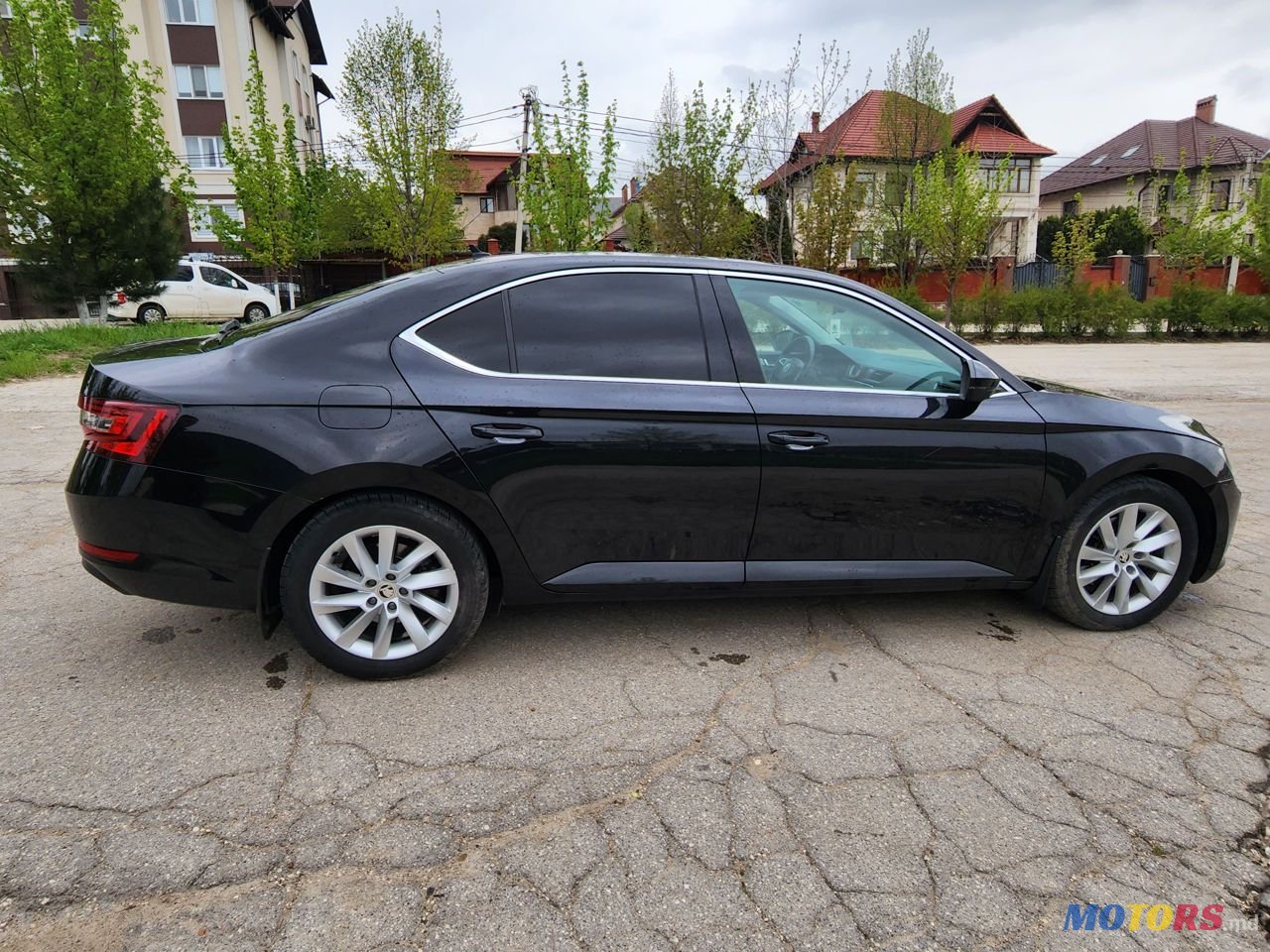 2018' Skoda Superb photo #5